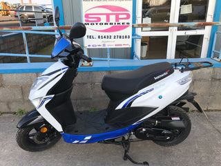 2019 Lexmoto Echo E4 50cc (10" Wheels) AM category licence (16 yr old)